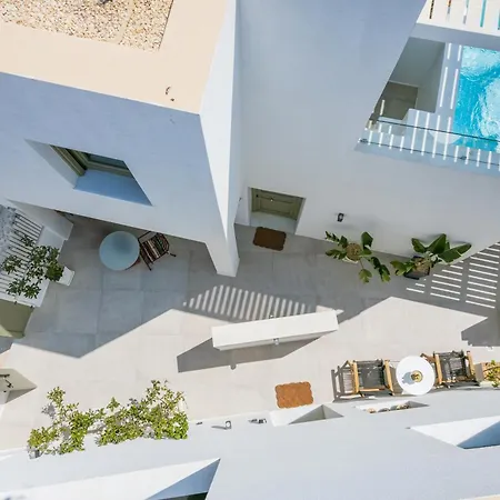 Joelia B Paros Holiday home *